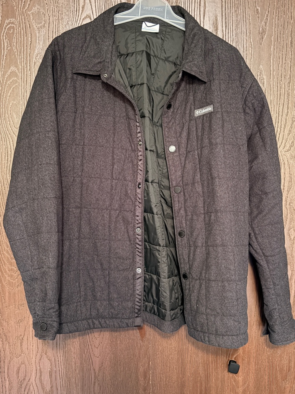 Columbia Men’s Quilted Puffer Jacket in Charcoal